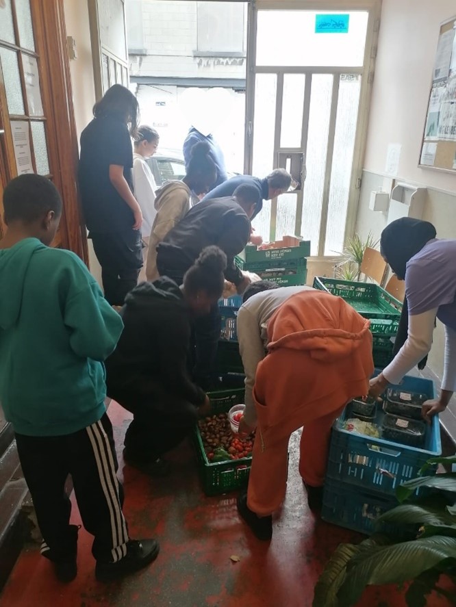 Les bénévolontaires en action